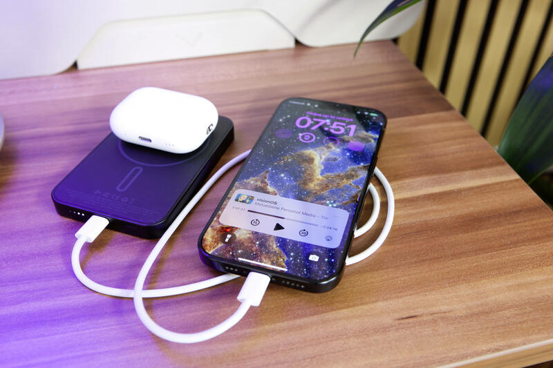 Festkörper-Akku-Powerbank im Test - KUXIU S2 Solid-State Powerbank Review