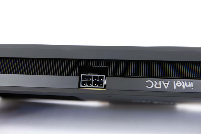 Intel Arc B580 8pin PCIe Stromstecker Intel Arc B580 8pin PCIe Stromstecker