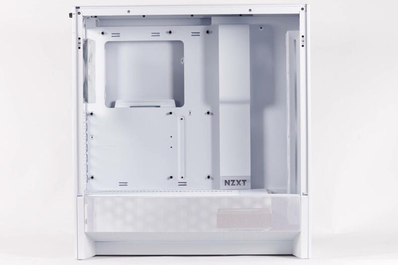 NZXT H5 Flow RGB Innenaufbau NZXT H5 Flow RGB Innenaufbau
