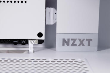 NZXT H5 Flow RGB IO Panel Anschluss