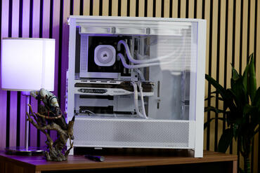 Corsair FRAME 4000 RS ARGB System