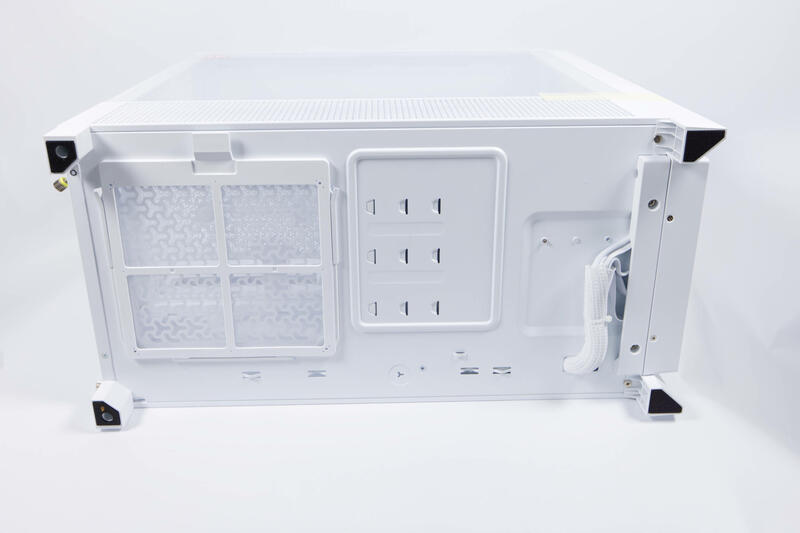 Corsair FRAME 4000 RS ARGB unten Corsair FRAME 4000 RS ARGB unten