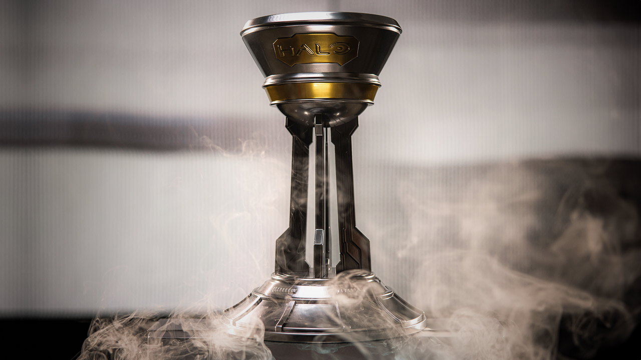 Halo World Championship Pokal  Bild © Microsoft