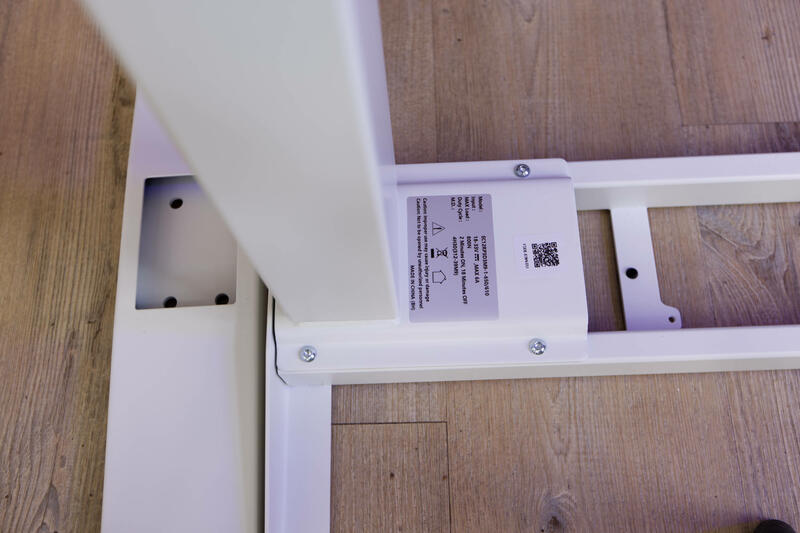 Flexispot E9 Hubsäulen festschrauben Flexispot E9 Hubsäulen festschrauben