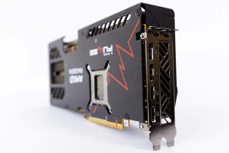 Sapphire Radeon RX 9070 Pulse Seitenansicht Sapphire Radeon RX 9070 Pulse Seitenansicht