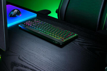 BlackWidow V4 Low Profile Tenkeyless HyperSpeed