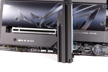 ASUS ROG Crosshair X870E HERO NVMe Kühler