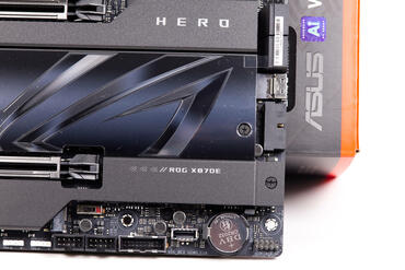 ASUS ROG Crosshair X870E HERO HEADER Anschlüsse unten rechts