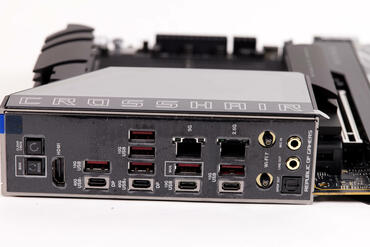 ASUS ROG Crosshair X870E HERO IO Panel