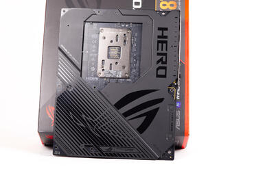 ASUS ROG Crosshair X870E HERO Rückseite