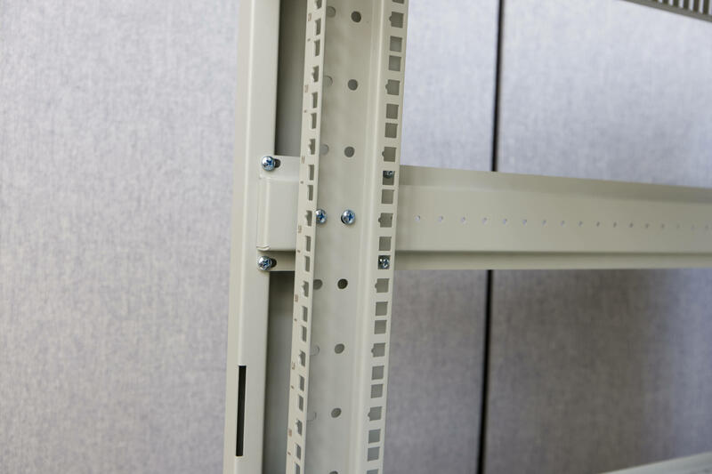 Lanberg Homelab Server RACK Aufbau Crossbars