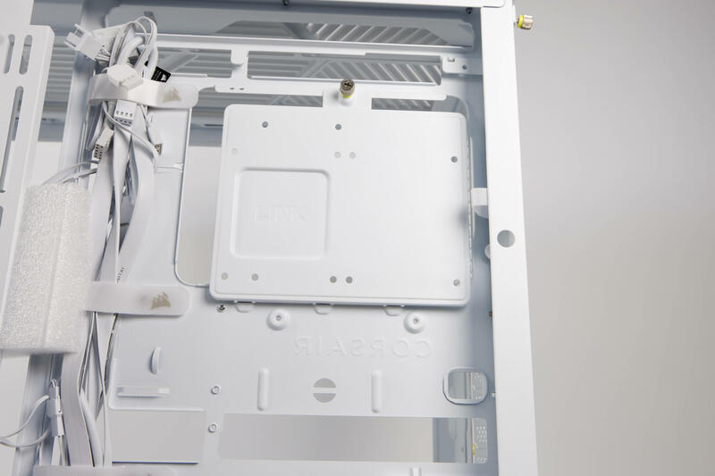 Corsair FRAME 4500X RSR ARGB Halterung