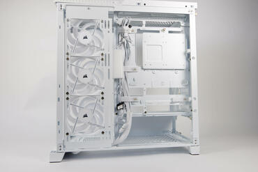 Corsair FRAME 4500X RSR ARGB Rückseite offen
