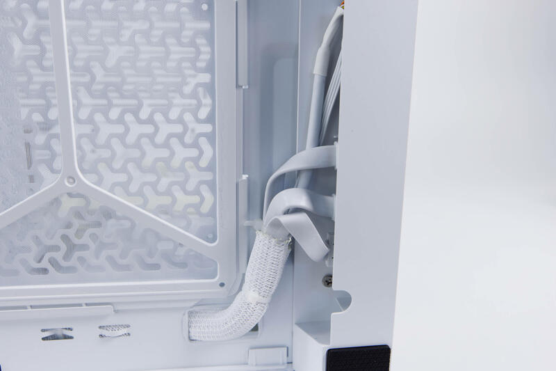Corsair FRAME 4500X RSR ARGB IO Kabel