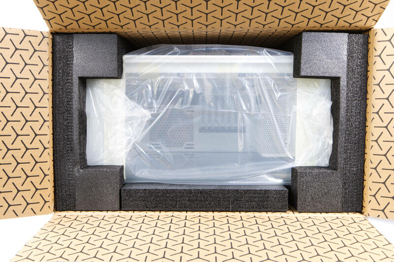 Corsair FRAME 4500X RSR ARGB Verpackung offen