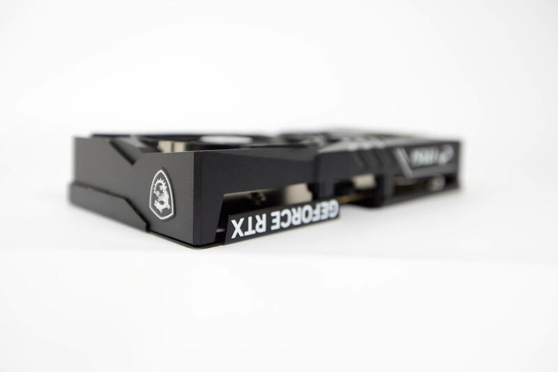 MSI GeForce RTX 5060 Gaming OC Design seitlich MSI GeForce RTX 5060 Gaming OC Design seitlich