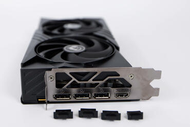 MSI GeForce RTX 5060 Gaming OC Anschlüsse