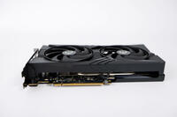 MSI GeForce RTX 5060 Gaming OC unten