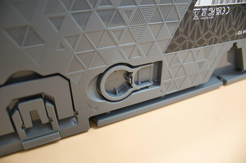 Endorfy Thock v2 Detail Halter Werkzeug