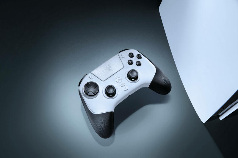 Razer Raiju V3 Pro in schwarz weiß