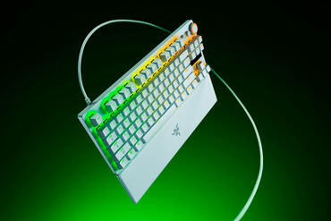 Razer Huntsman V3 Pro TKL 8KHz in Weiss Razer Huntsman V3 Pro TKL 8KHz in Weiss