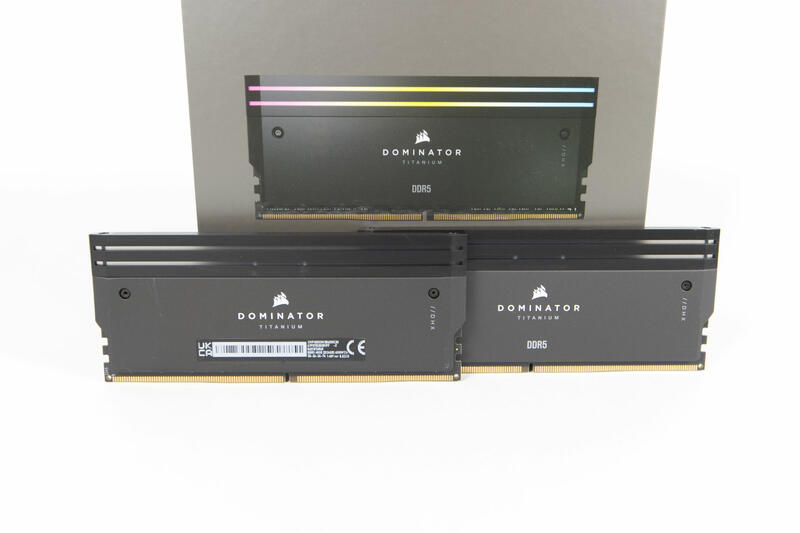 Corsair Dominator Titanium RGB DDR5 6000 RAM