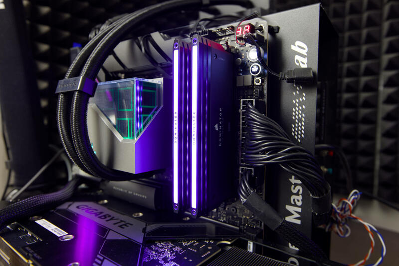 Corsair Dominator Titanium RGB ARGB Beleuchtung 3