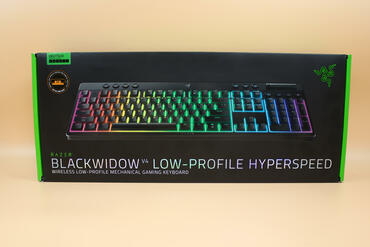 Black Widow v4 low Profile Tastatur Verpackung Front