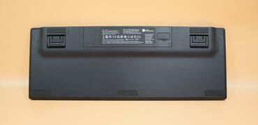 Black Widow v4 low Profile Tastatur Unterseite