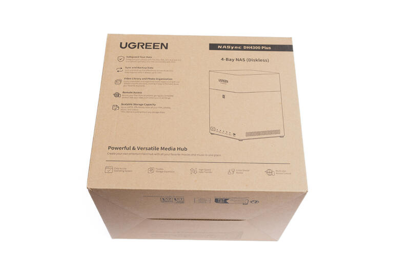 UGREEN DH4300 Plus Verpackung Vorderseite UGREEN DH4300 Plus Verpackung Vorderseite