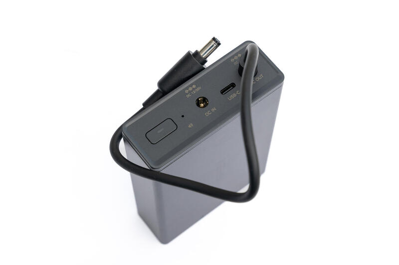 UGREEN 120w usv overview UGREEN 120w usv overview