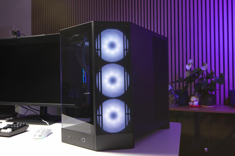 NZXT H9 Flow RGB System Seitenansicht