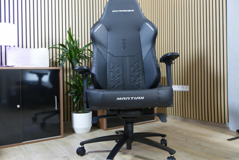 DXRacer Martian Pro XL Front DXRacer Martian Pro XL Front