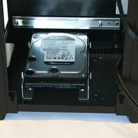 Lian Li PC-Q27B Festplatteneinbau