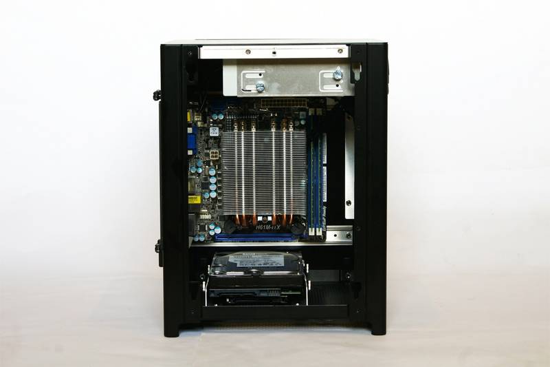 Lian Li PC-Q27B Zusammenbau