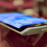 Samsung: Erste Smartphones mit gewölbten Display schon in wenigen Tagen