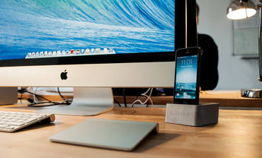 hardwrk "Massive Dock": iPhone-5-Dock aus Beton 