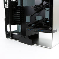 In Win 904 - 5,25"-Schacht
