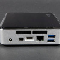 Intel-NUC-Rückseite