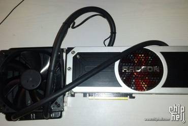 AMD Radeon R9 295X2: Erste Bilder der neuen Dual-GPU-Karte veröffentlicht